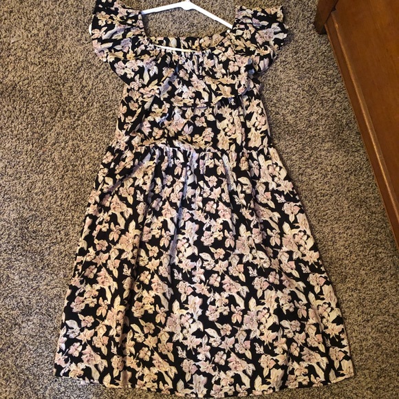 Dresses & Skirts - Floral dress from Target